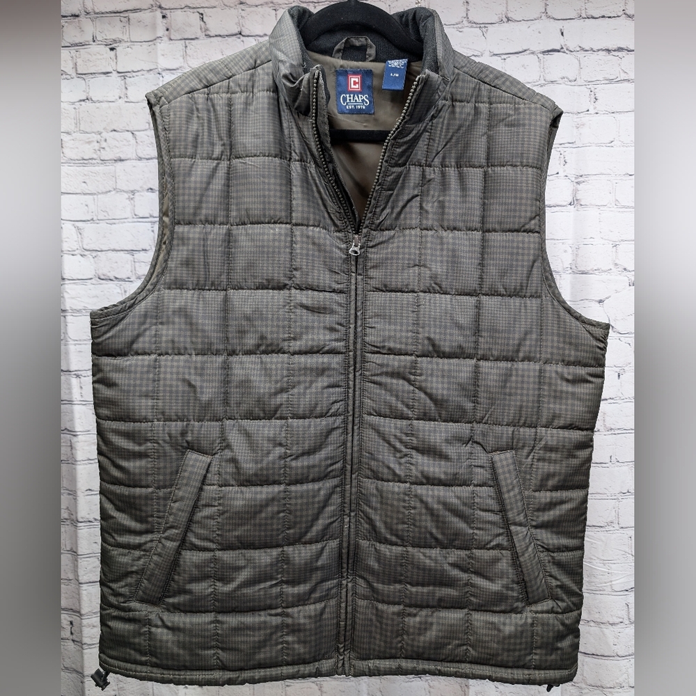 Men's CHAPS vest